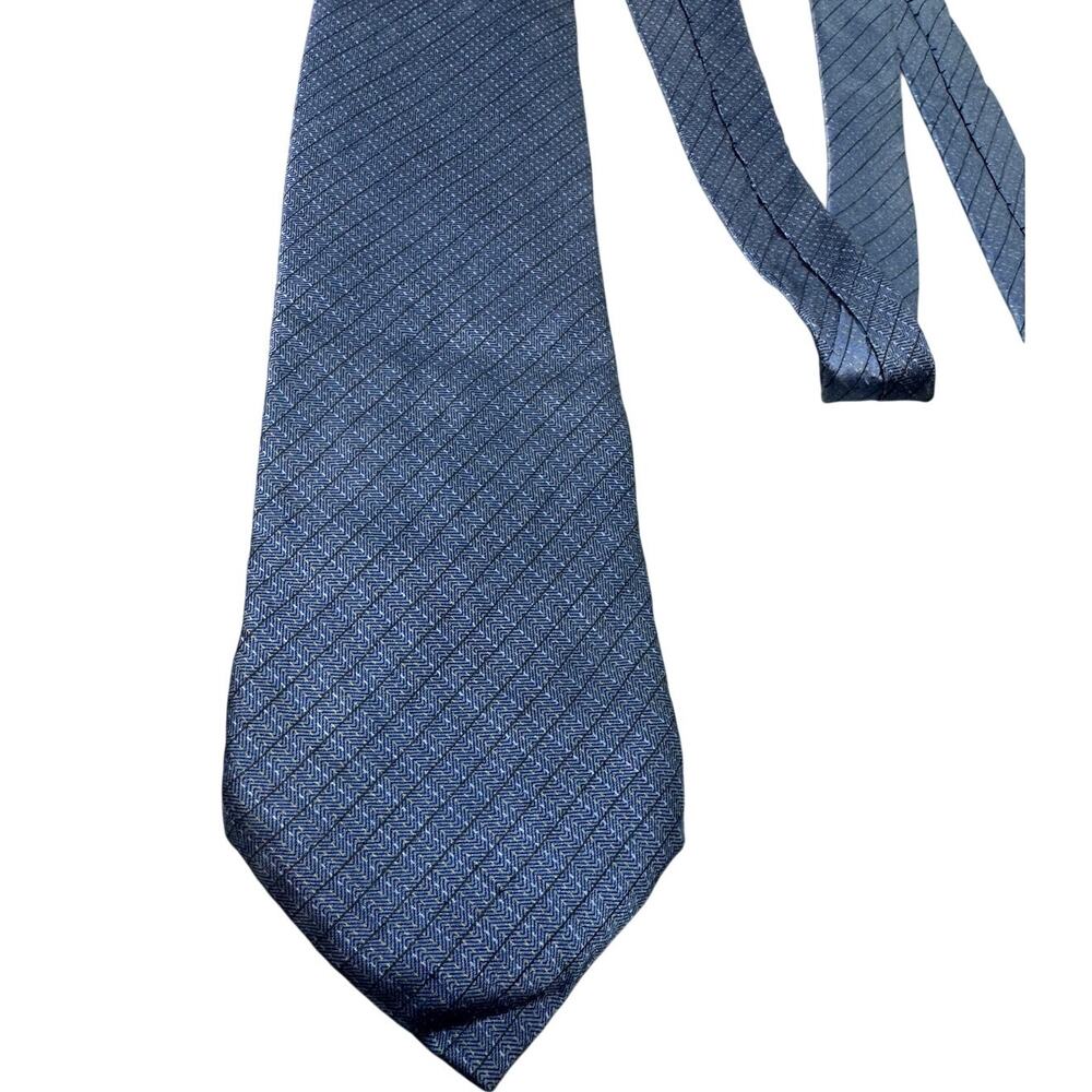 Nautica Necktie Blue Diagonal Chevron Micro Stripe Woven Silk Classic